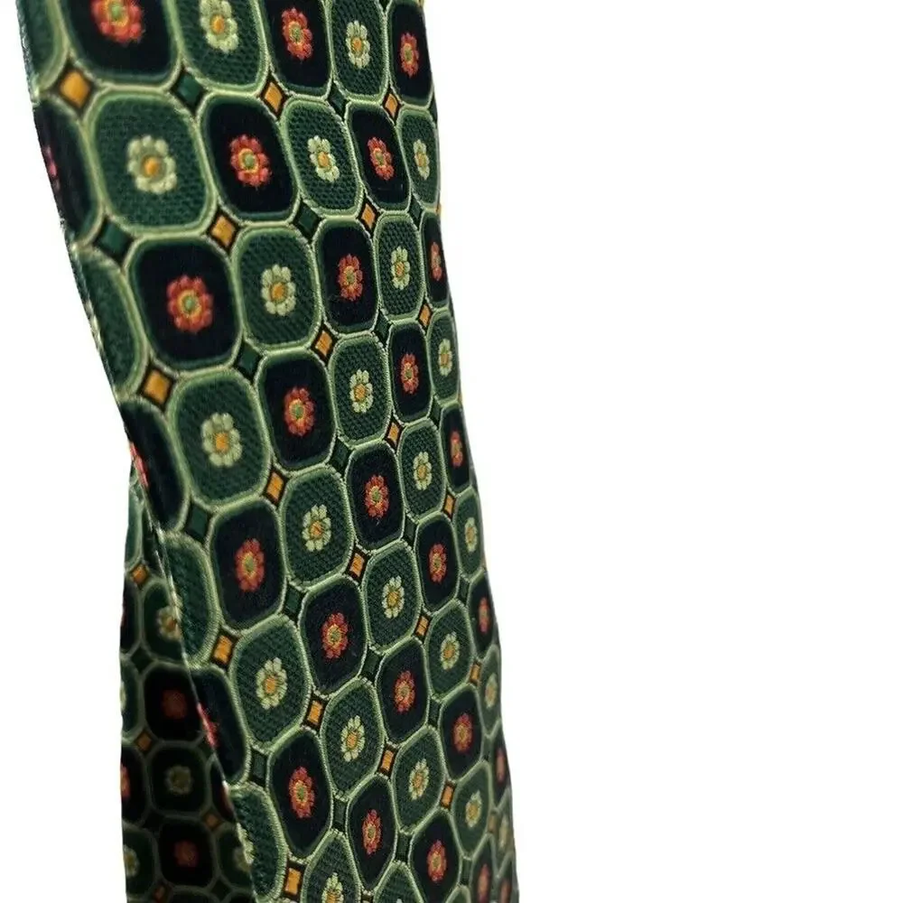 JZ Boulder Jim Herron Mens Green Floral All Silk Hand Made Necktie Neck Tie 3.5